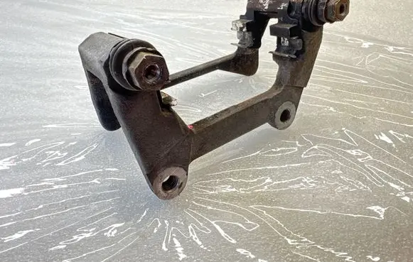 Audi A6 Allroad C7 Brake caliper pad carrier rear 6460