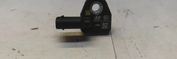 Hyundai Kona I Airbag deployment crash/impact sensor 95920J9000