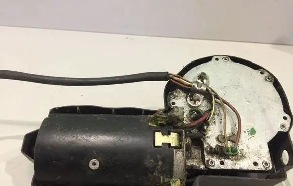 BMW 5 E34 Wiper motor 1378650