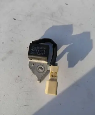 Toyota Avensis T250 Antenna control unit 88002 90080