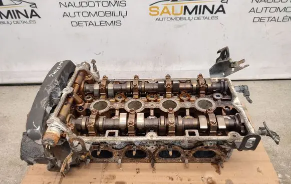 Opel Insignia A Engine head 