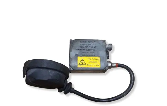Volvo S40, V40 Xenon control unit/module 30859759