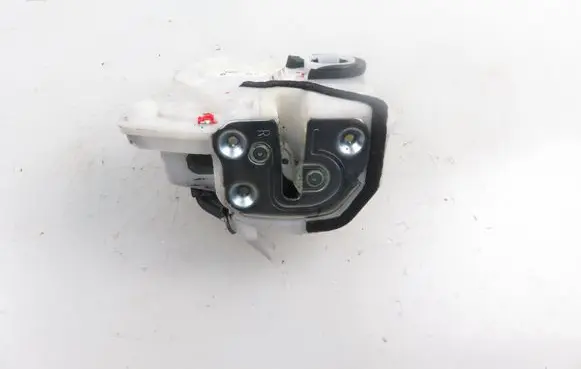Mazda 6 Front door lock 2G12B0086