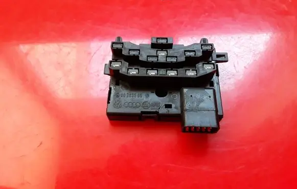 Skoda Octavia Mk2 (1Z) Steering angle sensor 1K0959654 00203500 03465220