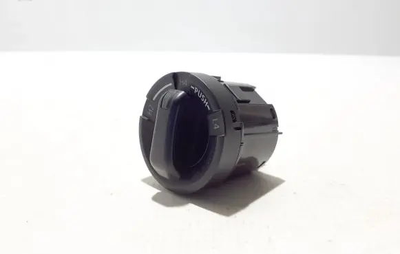 Toyota Hilux (AN120, AN130) Light switch 842230K010