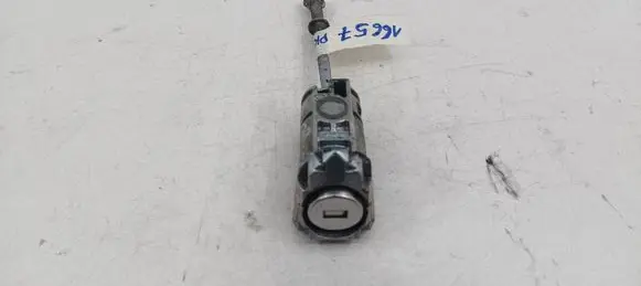 Peugeot 508 Front door lock (next to the handle) 9665975580