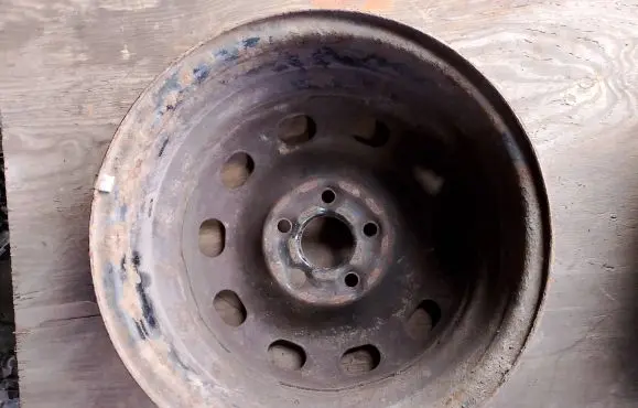 Volkswagen Golf IV R14 steel rim 