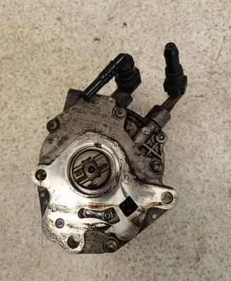 Land Rover Range Rover Sport L320 Vacuum pump 9H2Q2A451BD 701606040 09T1630269