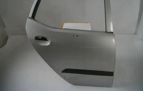 Hyundai i10 Rear door