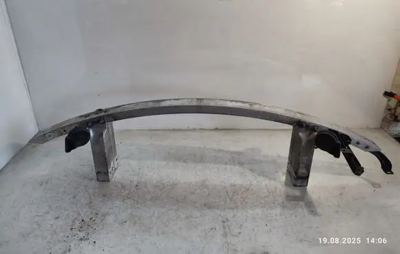 Mercedes-Benz GLK (X204) Front bumper cross member