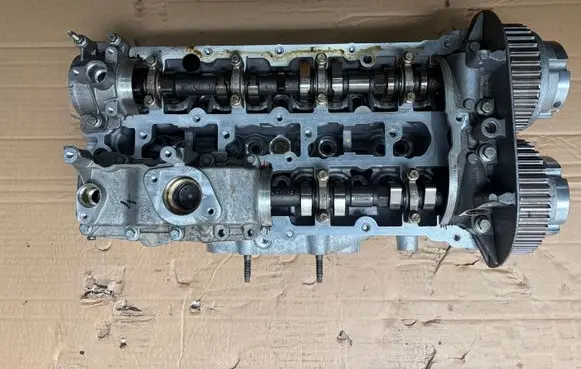 Ford Kuga II Engine head RFDS7G6090EF