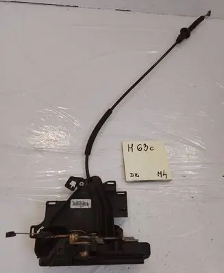 Skoda Fabia Mk1 (6Y) Rear door lock P91068878B