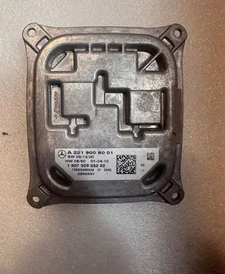 Mercedes-Benz S W221 Xenon control unit/module A2219008001
