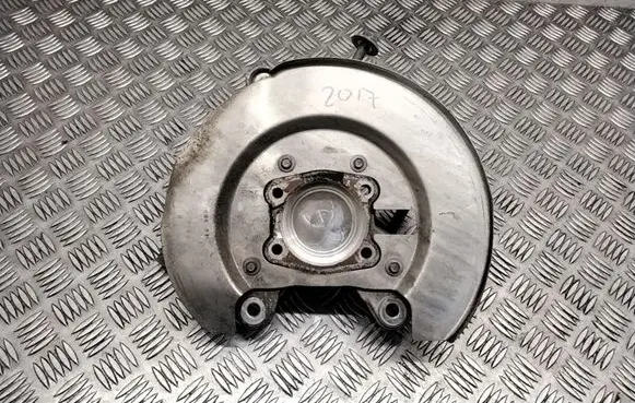 Chrysler Pacifica Rear wheel hub spindle/knuckle 
