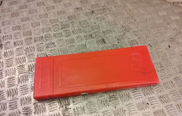 KIA Pro Cee'd III Emergency warning sign 27R034051