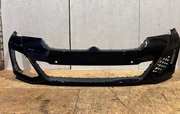 BMW 5 G30 G31 Front bumper 51118098644