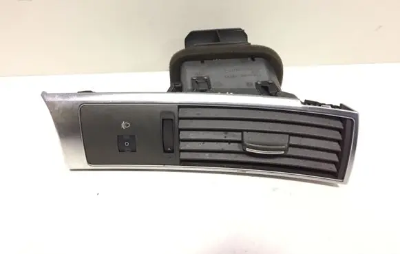 Audi A6 S6 C6 4F Dashboard side air vent grill/cover trim 4F2820902C 4F2820902