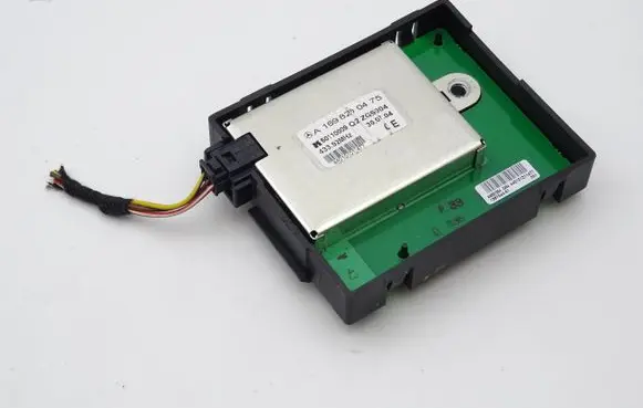 Mercedes-Benz A W169 Aerial antenna amplifier A1698200475