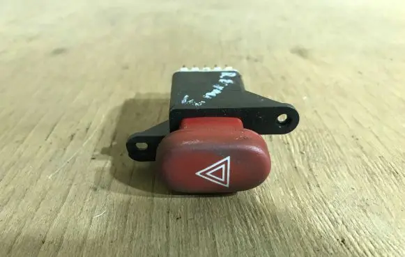 Renault Espace III Hazard light switch