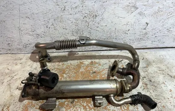 Skoda Octavia Mk2 (1Z) EGR valve cooler 03L131512B