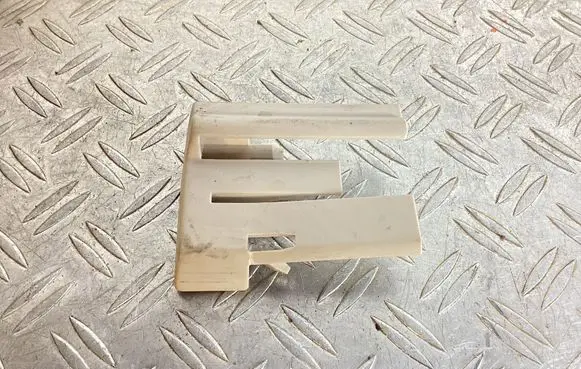BMW 6 F06 Gran coupe Front driver seat rail trim 7228297
