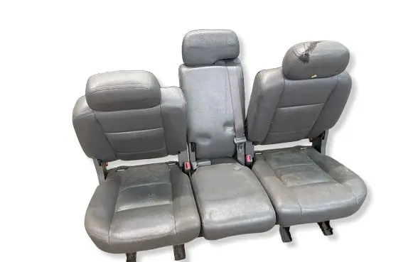 Dodge Durango II Second row seats 