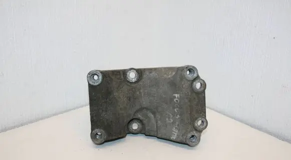 Ford Focus Engine mounting bracket 98FF19D624AB 19D624AB