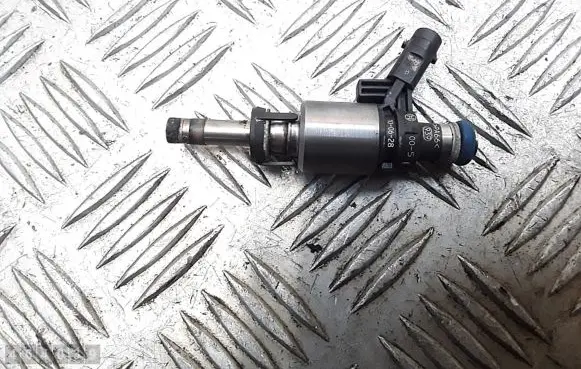 Audi TT TTS Mk2 Fuel injector 06H906036H 0261500074