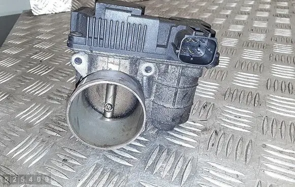Nissan Primera Throttle valve 57601