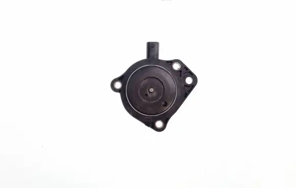 Chrysler Pacifica Camshaft vanos timing valve 05047788AD 620800246