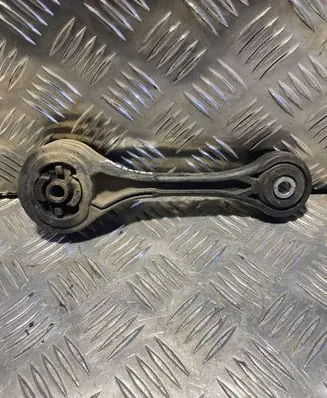Subaru Forester SJ Engine mount bracket