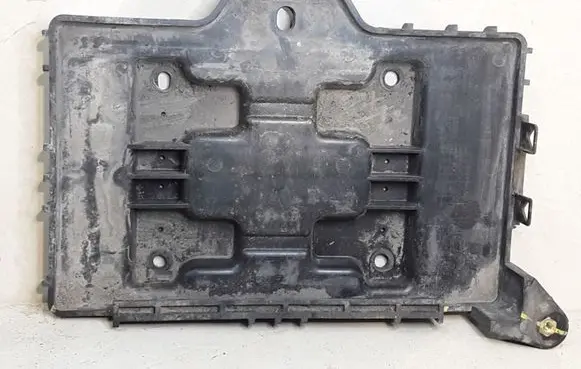 Hyundai Santa Fe Battery tray 371502B100