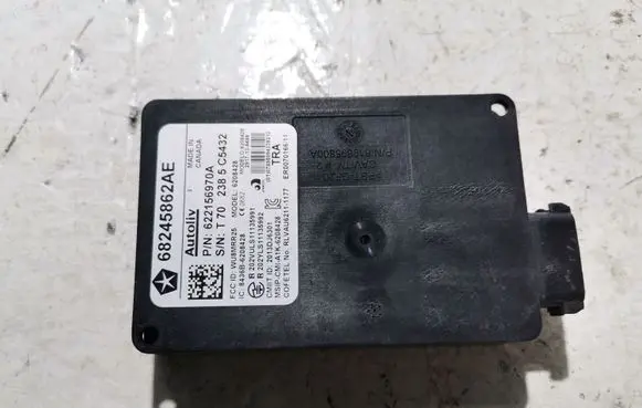 Dodge Challenger Blind spot module 68245862AE