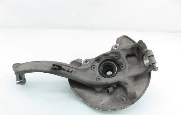 Audi A4 S4 B8 8K Front wheel hub spindle knuckle 