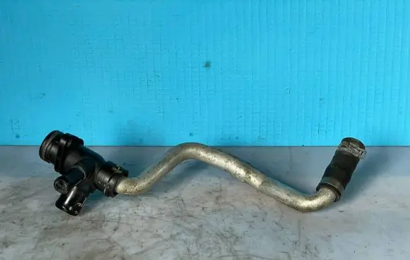 Ford Focus Engine coolant pipe/hose CM5G8A529GA
