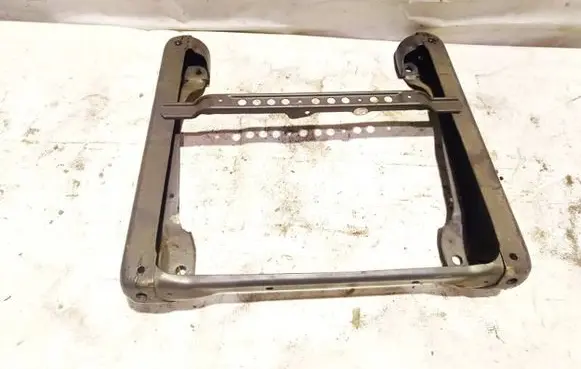 Toyota Previa (XR30, XR40) II Driver seat console base 