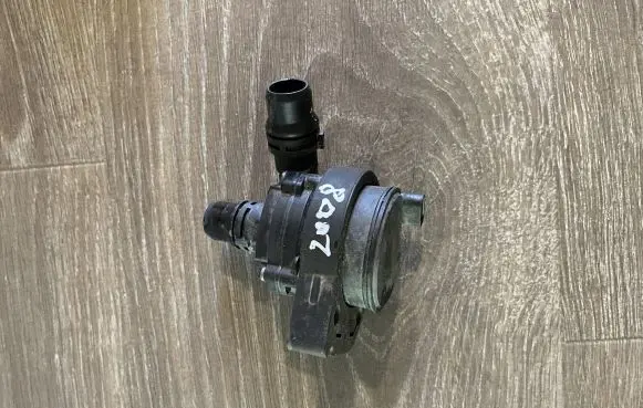 Peugeot 2008 II Water pump 0392023428