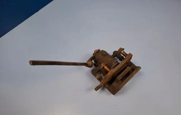 Renault Kangoo II Rear brake caliper