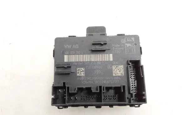 Volkswagen Tiguan Door control unit/module 5Q0959392L 5Q0959392F