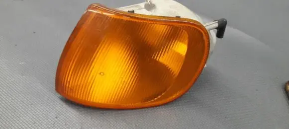 Volkswagen Polo II 86C 2F Front indicator light 6N0953049B