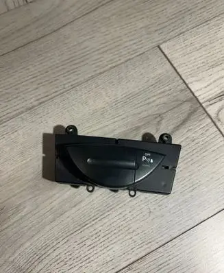 Mercedes-Benz E W211 Parking (PDC) sensor switch 2118206510