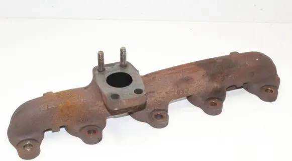 Volvo V40 Exhaust manifold