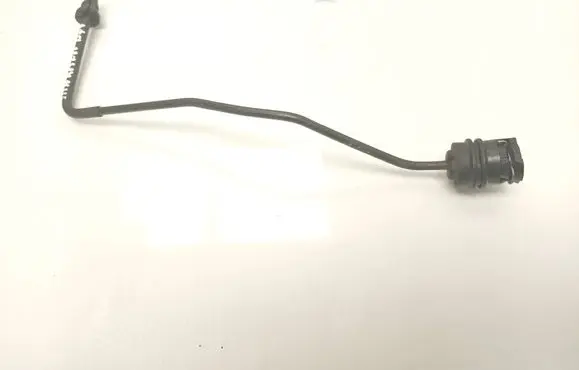 Volvo V40 Clutch pipe/line S033802