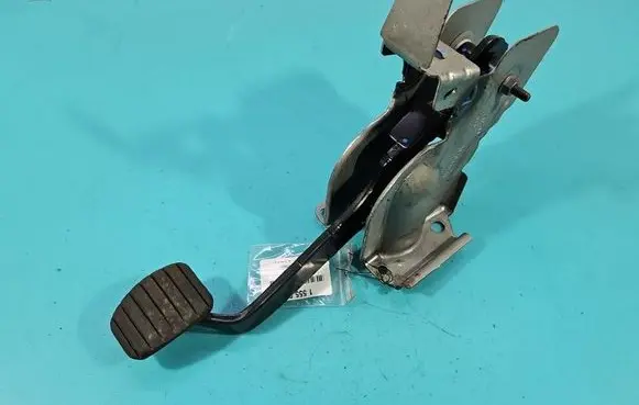 Renault Express Pedal assembly 180204491R IMPRK1555599