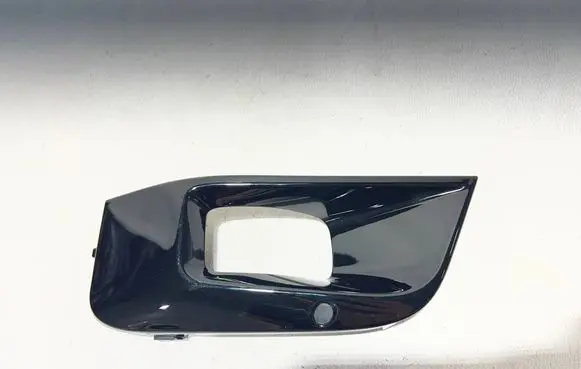 Citroen DS7 Crossback Front fog light trim/grill 9819670577