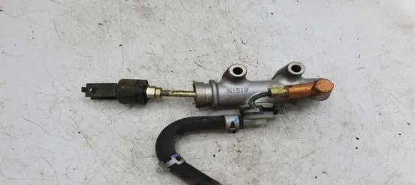 Lexus IS 220D-250-350 Clutch master cylinder NOCODE