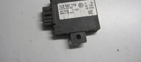 Porsche Cayenne (9PA) Alarm control unit/module 7L0907719