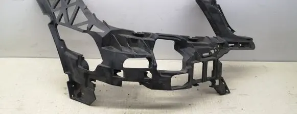 Mercedes-Benz C W204 Front bumper mounting bracket A2048854265