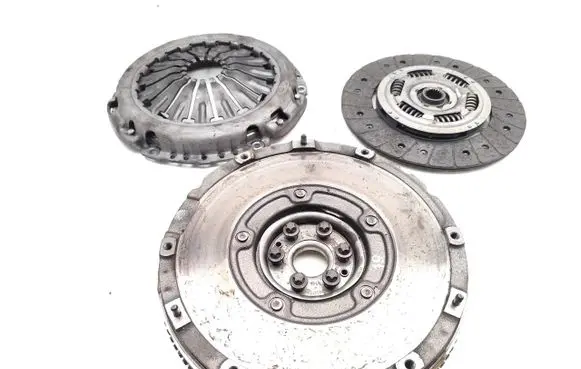 Ford C-MAX II Clutch set kit CM5G6477DE 240417A