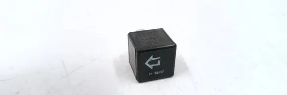 Volkswagen Fox Other relay 377937503A V23134B52X363